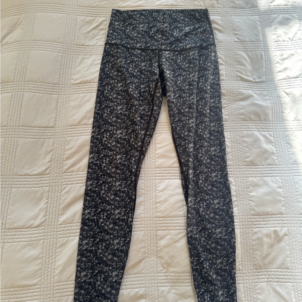 Lululemon Align Pant II 25" - Melting Ice Black Multi - Size 8 Leggings